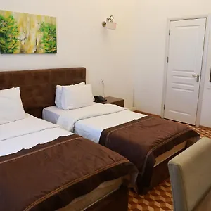 تحقق من التوفر